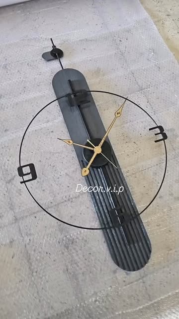 ساعت دیواری ترکیب چوب و فلز کد H535 دکور وی آی پی