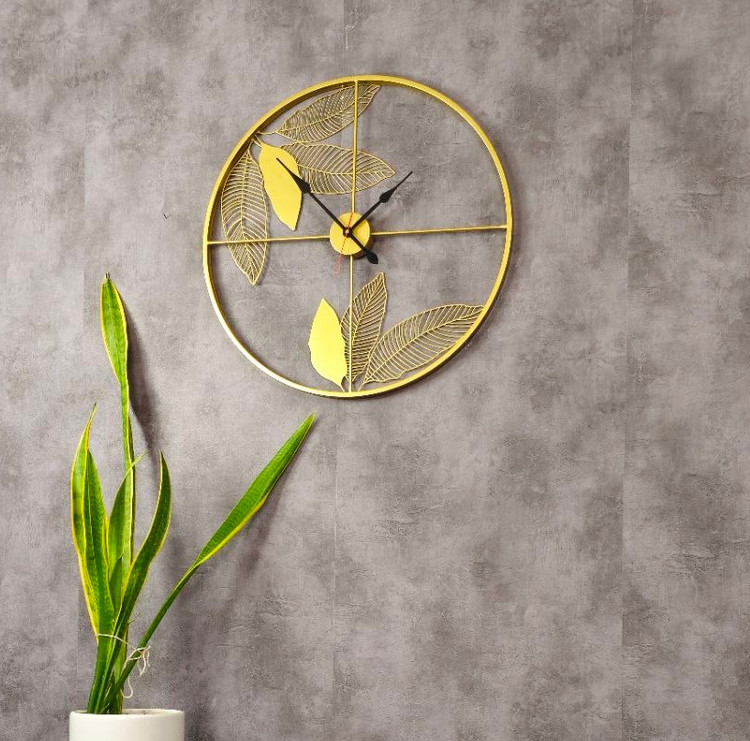 ساعت دیواری