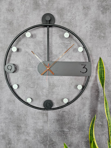 ساعت دیواری